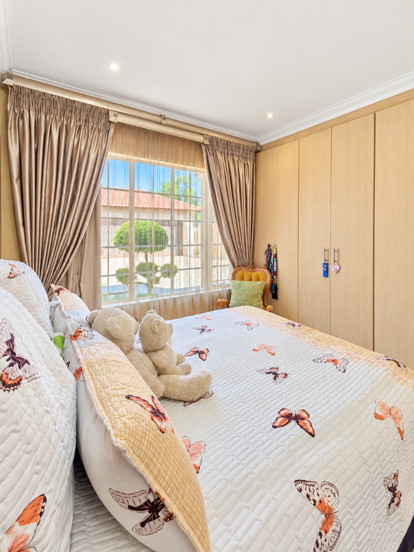 3 Bedroom Property for Sale in Flamwood North West